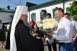 Светлое праздничное начало понедельника!