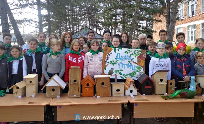 40 домиков для пернатых друзей соорудили школьники Горячего Ключа